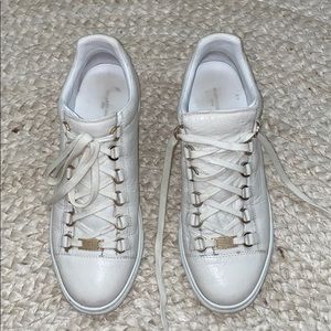Balenciaga low top arena sneakers